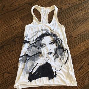 Bebe art tank top